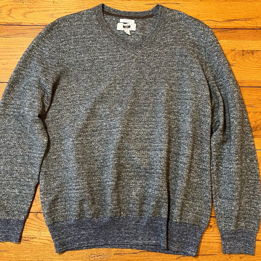 Joseph Abboud Men's XL Gray V Neck Collar Modern Fit Sweater Italian Yarn